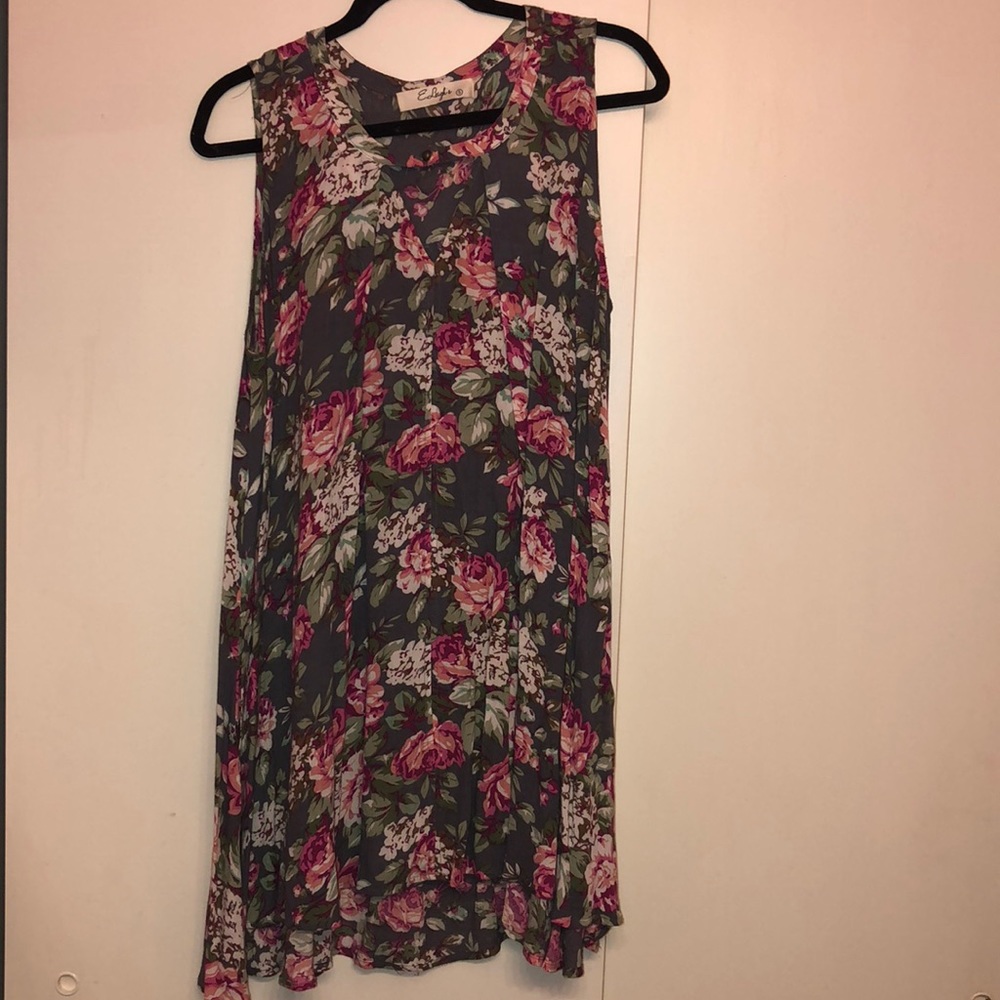 Floral flow dress